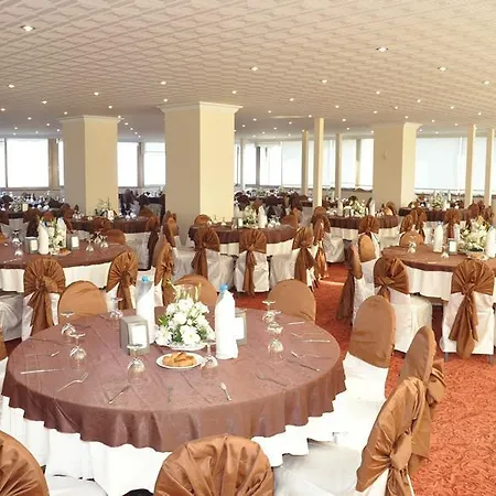 Hotel Ananas 4*