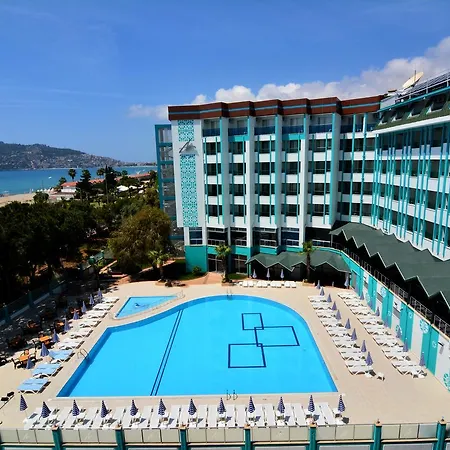 Hotel Ananas 4*