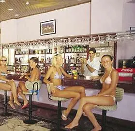 Ananas Hotel 4*