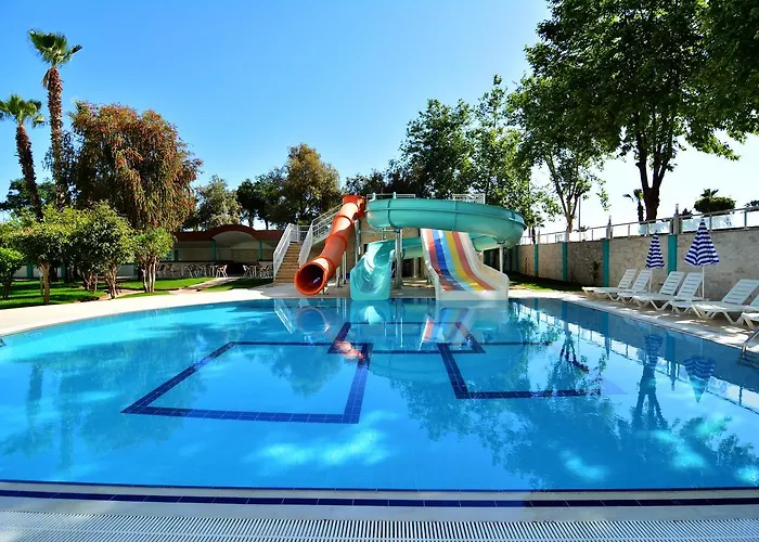 מלון Ananas אלאניה