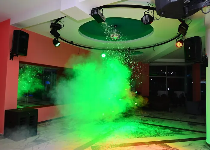 מלון Ananas אלאניה